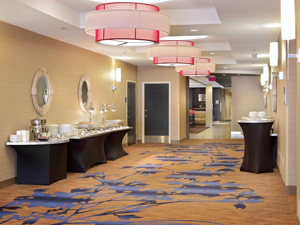 Courtyard By Marriott Edmonton West Hotel Restoran gambar