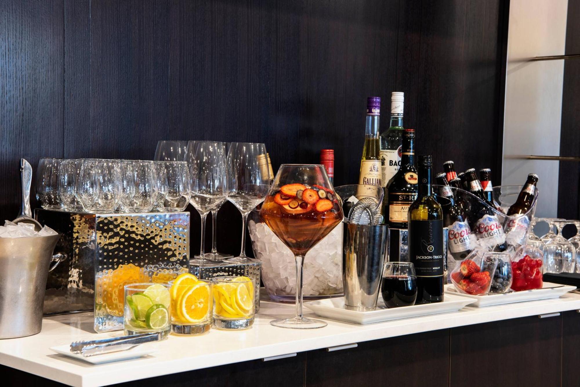 Courtyard By Marriott Edmonton West Hotel Luaran gambar